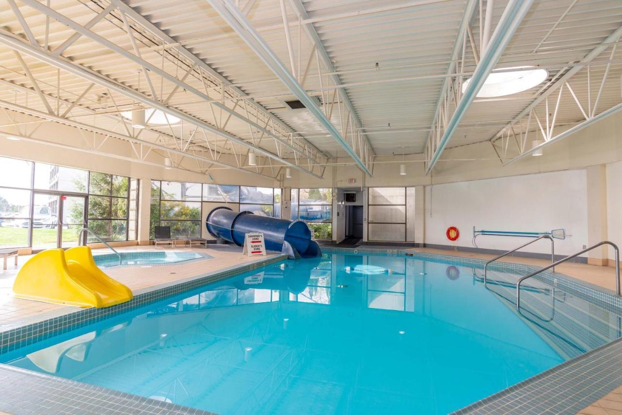 Sandman Signature Vancouver Airport Hotel & Resort Richmond Esterno foto