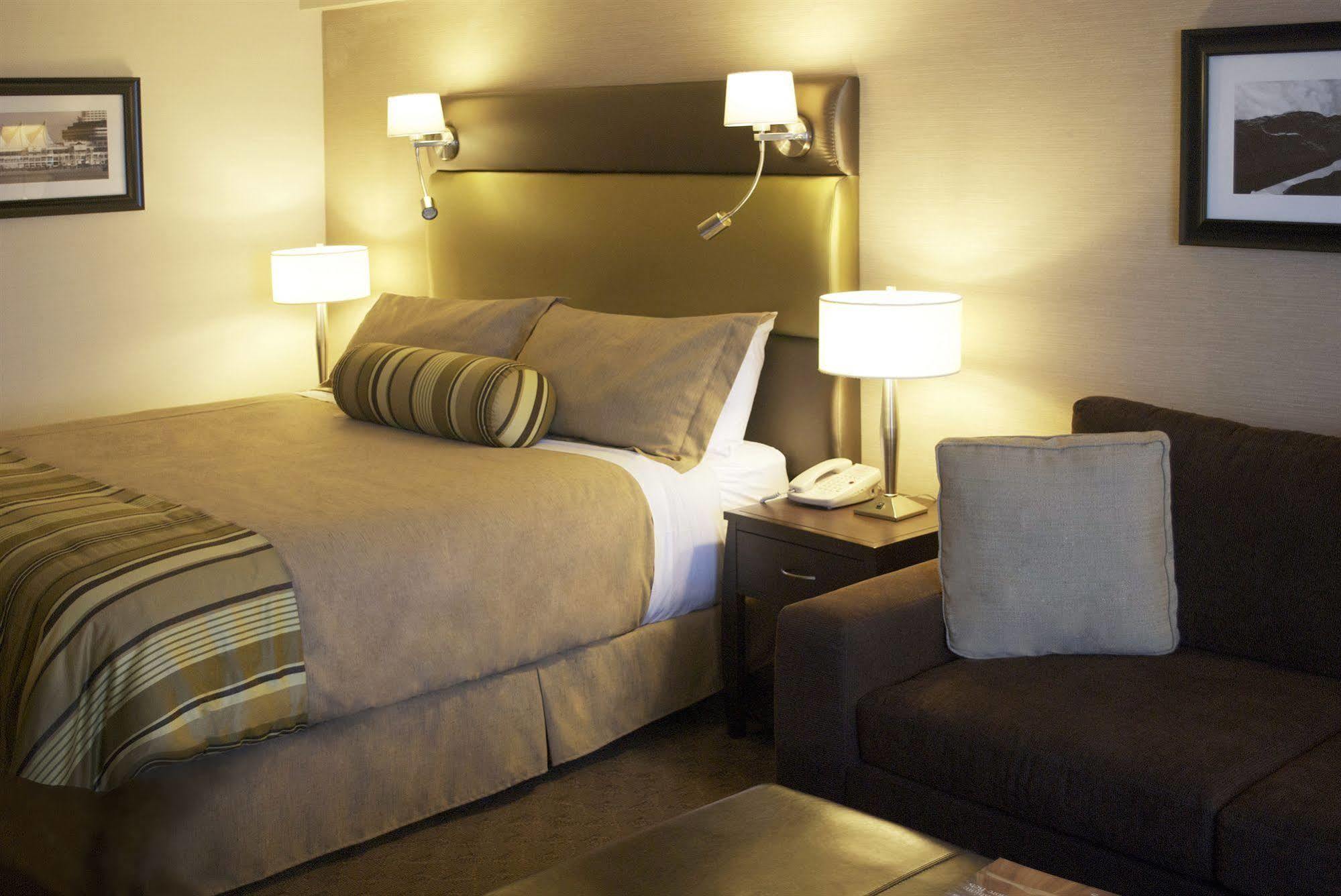 Sandman Signature Vancouver Airport Hotel & Resort Richmond Esterno foto