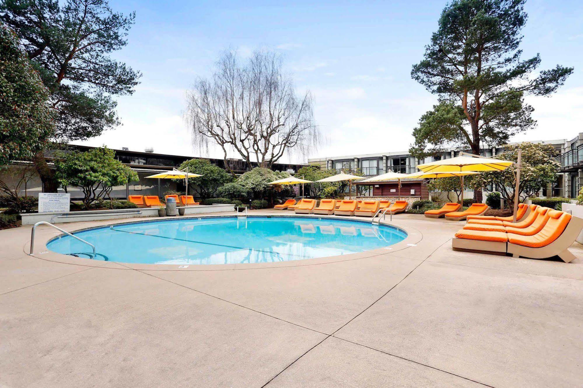 Sandman Signature Vancouver Airport Hotel & Resort Richmond Esterno foto