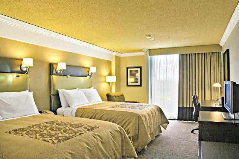 Sandman Signature Vancouver Airport Hotel & Resort Richmond Esterno foto